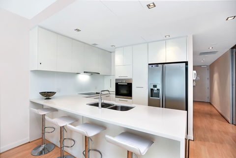 Breeze Beachfront Apartment - Hotels Melbourne 15