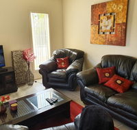 Explore Adelaide Gawler the Barossa and Clare Valleys all-in-one - Hotels Melbourne