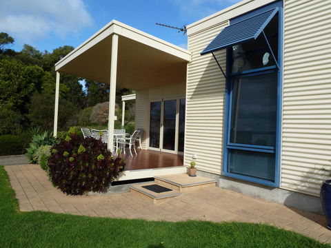 SeaShells Penneshaw - Hotels Melbourne 1