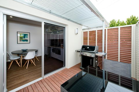 Loxton Courthouse Apartments - Hotels Melbourne 4