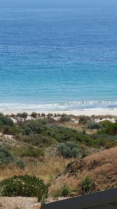 Breeze On Scenic - Hotels Melbourne 3