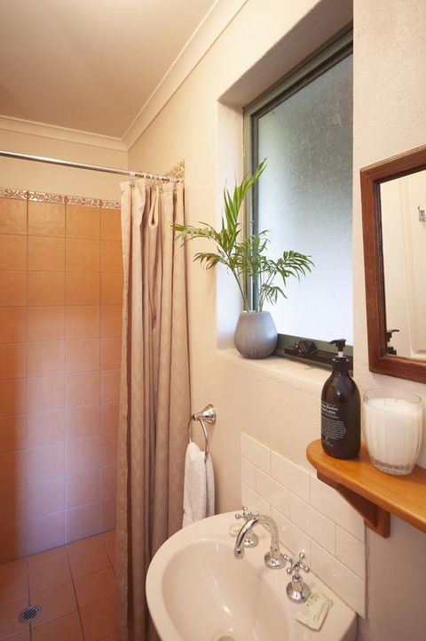 Angaston Saleyards Luxury Accommodation - Hotels Melbourne 10