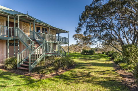 Angaston Saleyards Luxury Accommodation - Hotels Melbourne 11