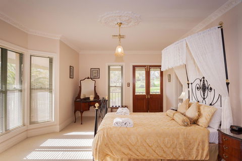 Angaston Saleyards Luxury Accommodation - Hotels Melbourne 1