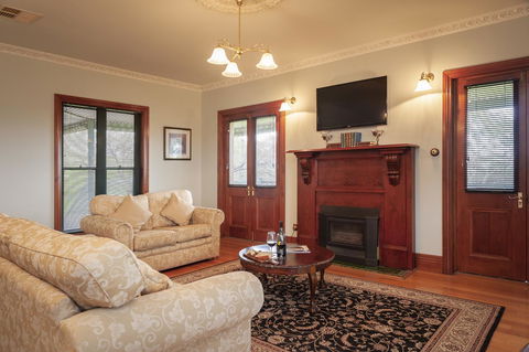 Angaston Saleyards Luxury Accommodation - Hotels Melbourne 25