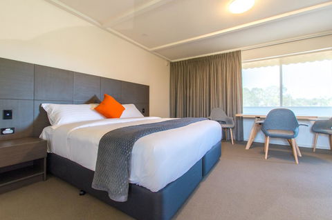 Mick O\'Sheas - Hotels Melbourne 0