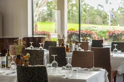 Serafino McLaren Vale - Hotels Melbourne 11