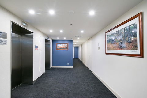 Beachside Luxury & Comfort, Ocean Views In Glenelg - Hotels Melbourne 31