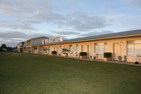 Lakeview Motel And Apartments - Hotels Melbourne 17