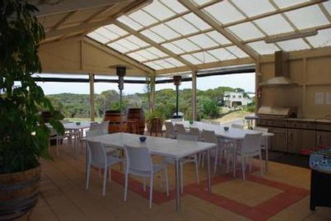 Lakeview Motel And Apartments - Hotels Melbourne 33