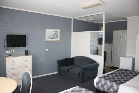 Lakeview Motel And Apartments - Hotels Melbourne 14