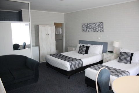 Lakeview Motel And Apartments - Hotels Melbourne 13