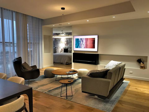 Penthouse On The Promenade - Hotels Melbourne 4