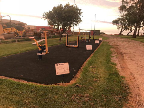 Lake Albert Motel - Hotels Melbourne 22