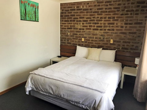 Lake Albert Motel - Hotels Melbourne 40