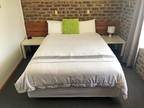 Lake Albert Motel - Hotels Melbourne 39