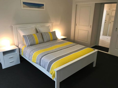 Moontana - Hotels Melbourne 6