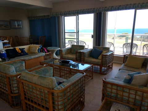 Seafront Shack - Hotels Melbourne 12