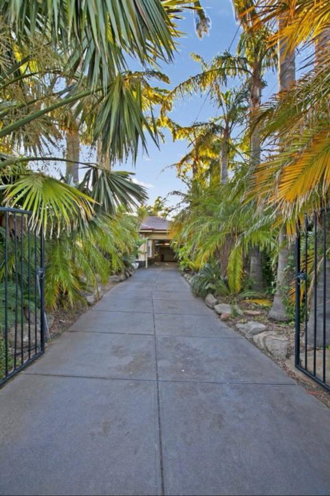 The Palms - Hotels Melbourne 6