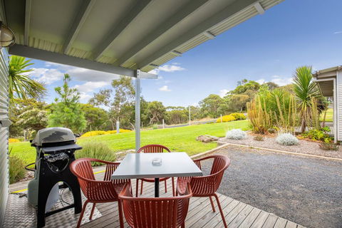 Blue Lake Holiday Park - Hotels Melbourne 34