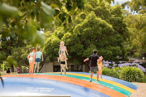 Blue Lake Holiday Park - Hotels Melbourne 5