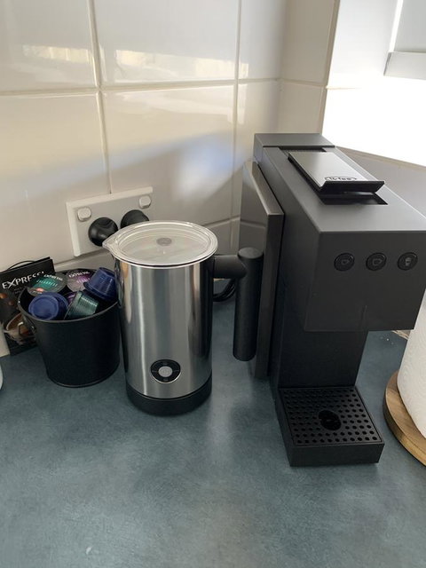 Sunshine Four - Hotels Melbourne 23