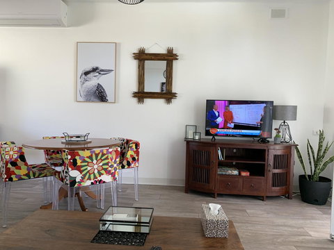 Sunshine Four - Hotels Melbourne 4