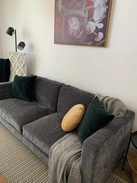 Sunshine Four - Hotels Melbourne 1