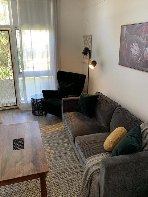 Sunshine Four - Hotels Melbourne 7