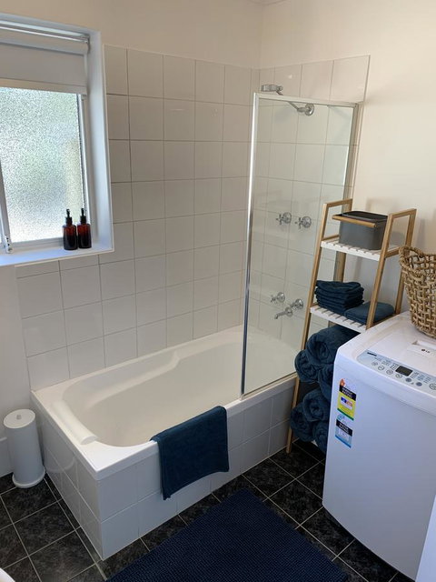 Sunshine Four - Hotels Melbourne 37