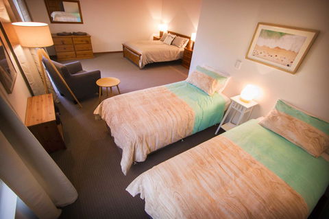 Limestone Ridge - Hotels Melbourne 8