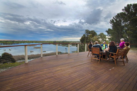 Limestone Ridge - Hotels Melbourne 18