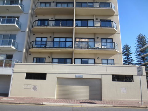 Holdfast Shores Apartments - Hotels Melbourne 12