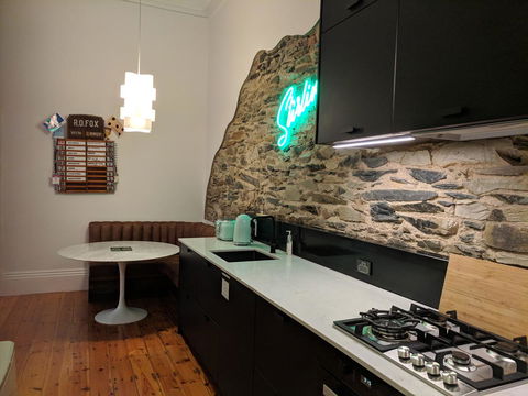 Glenelg 3 Bedroom Apartment - Hotels Melbourne 11