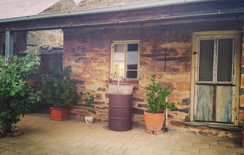 Pennys Road - Hotels Melbourne 11