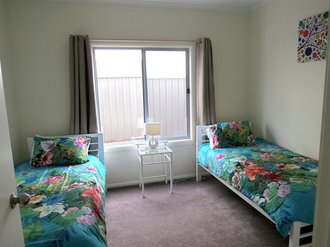 38 Wright Tce Encounter Bay - Hotels Melbourne 11