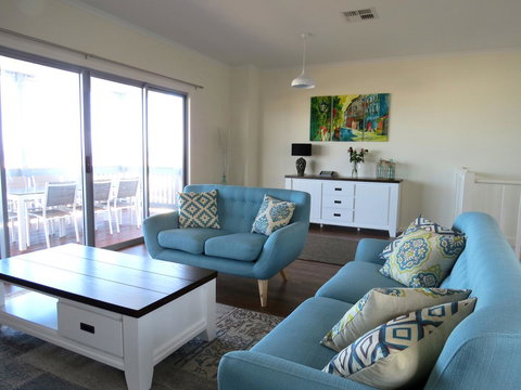 38 Wright Tce Encounter Bay - Hotels Melbourne 13