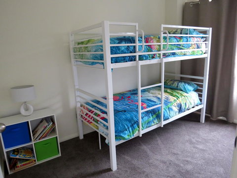 38 Wright Tce Encounter Bay - Hotels Melbourne 12