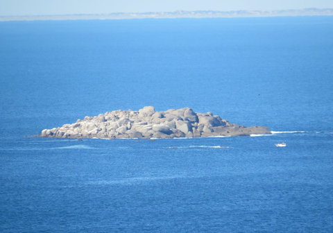 38 Wright Tce Encounter Bay - Hotels Melbourne 3