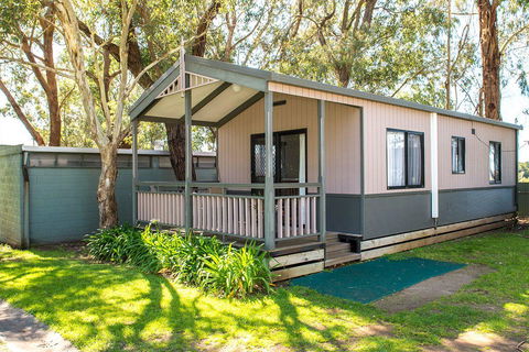 Kalganyi Holiday Park - Hotels Melbourne 24
