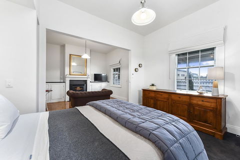 Railway Cottage In Beachport - Hotels Melbourne 2