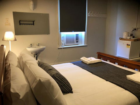 Cornwall Hotel - Hotels Melbourne 16