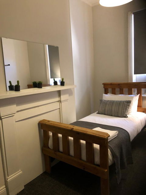 Cornwall Hotel - Hotels Melbourne 15