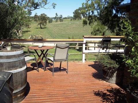1860 Wine Country Cottages - Hotels Melbourne 3