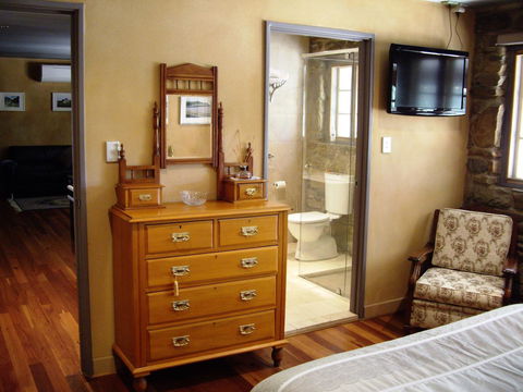 1860 Wine Country Cottages - Hotels Melbourne 15