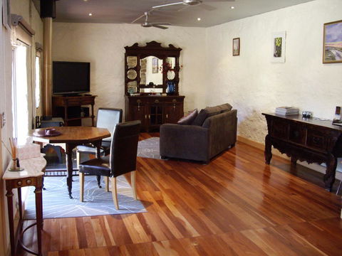1860 Wine Country Cottages - Hotels Melbourne 16