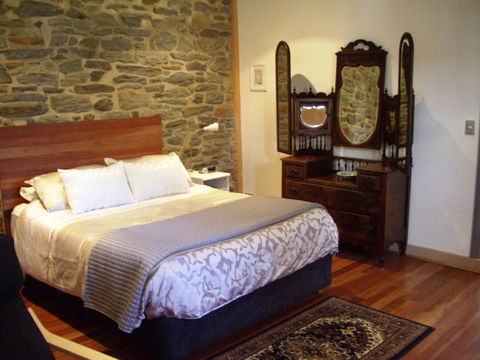1860 Wine Country Cottages - Hotels Melbourne 4