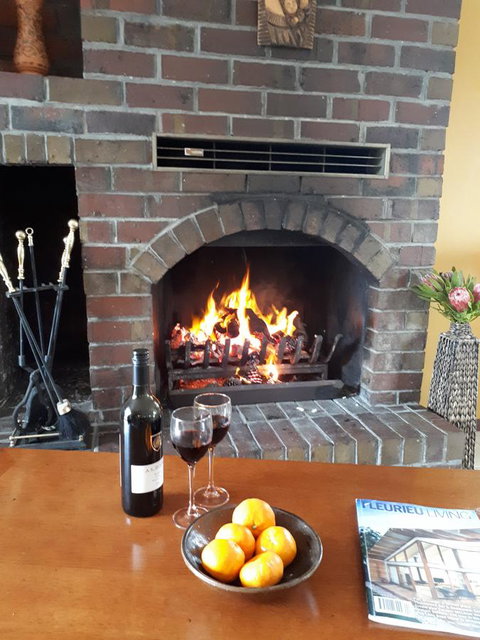 Linger Longer Vineyard - Hotels Melbourne 1