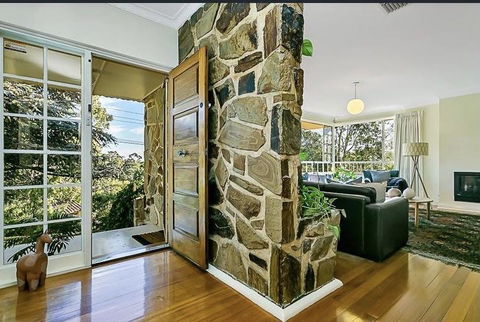 Stunning House With Beautiful Entertainment Area!! - Hotels Melbourne 0