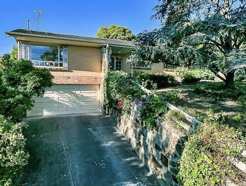 Stunning House With Beautiful Entertainment Area!! - Hotels Melbourne 18